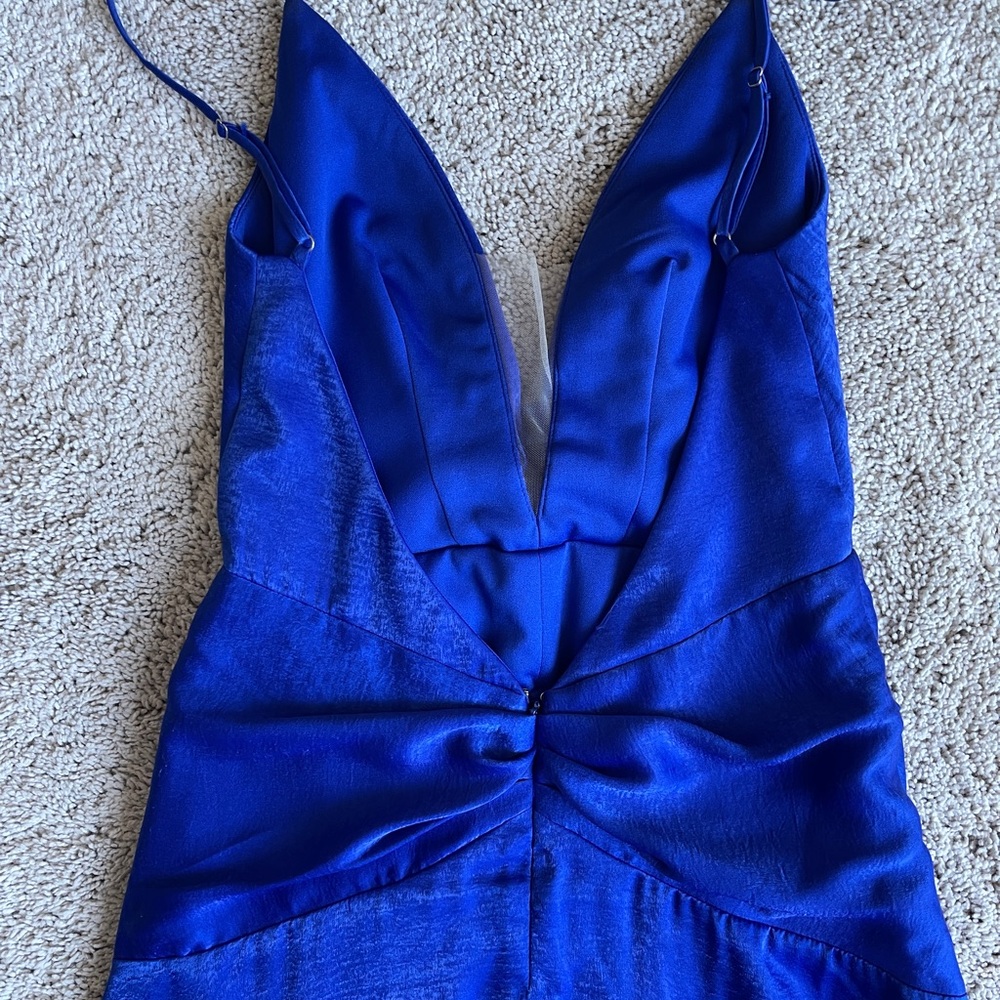 Dress - Picture 5 of 8